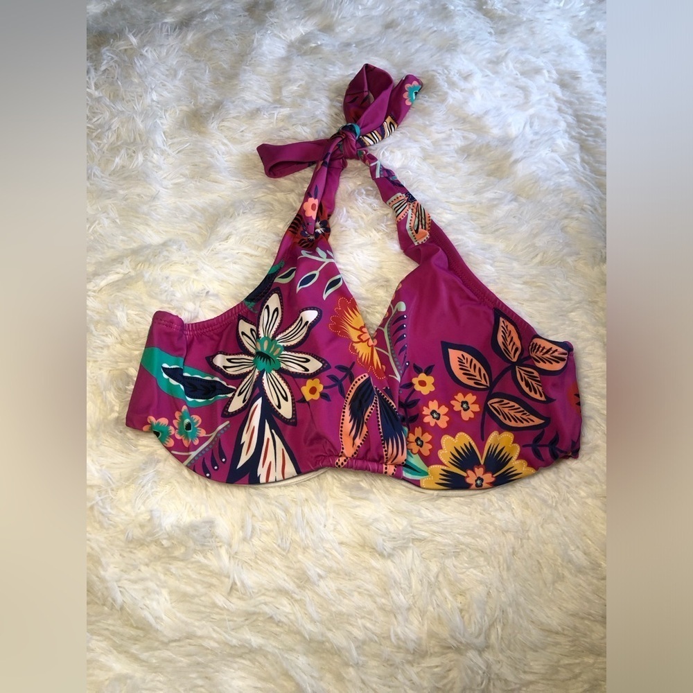 VENUS Magenta Floral Bikini Top NWOT Size DD - Picture 11 of 11